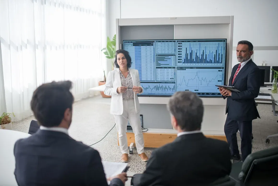 Private sector — Lantern Comitas delivers strategic narrative, financial PR and stakeholder engagement for listed and pre-IPO companies.